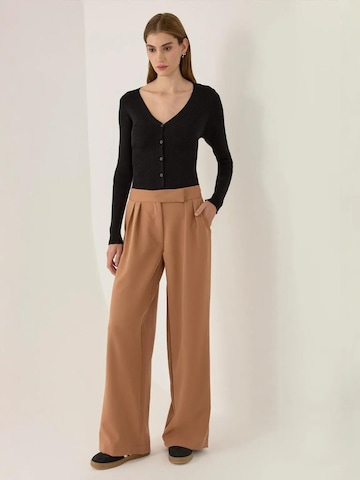 Hiccup Wide Leg Hose in Braun