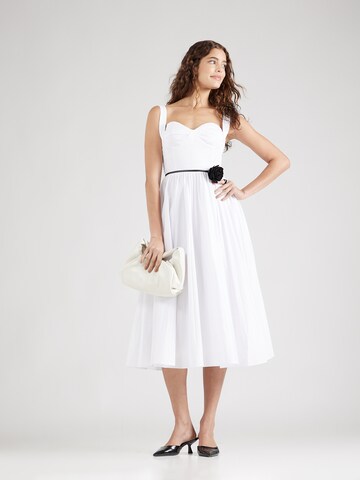 Robe de cocktail True Decadence en blanc