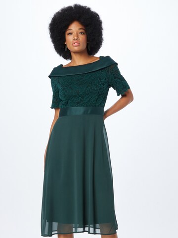 APART Cocktail Dress in Green: front