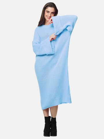 Elara Strikkjole i blå