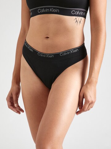 Calvin Klein Underwear - Tanga em preto: frente