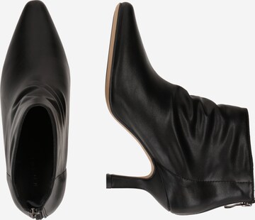 Kharisma Kotníkové boty – černá