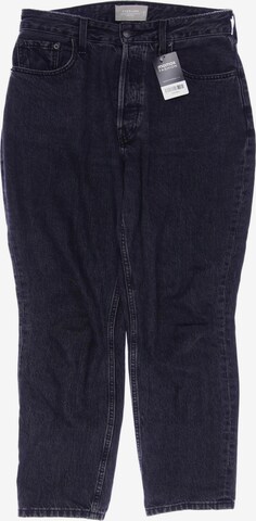 Everlane Jeans in 31 in Black: front