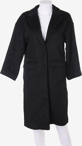 H&M Jacket & Coat in XXS in Black: front