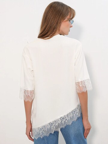 Bigdart - Blusa em branco