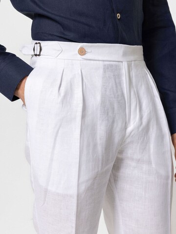 Antioch Regular Trousers in White