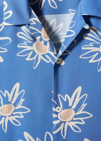 MANGO MAN Regular fit Button Up Shirt 'Girasol' in Blue