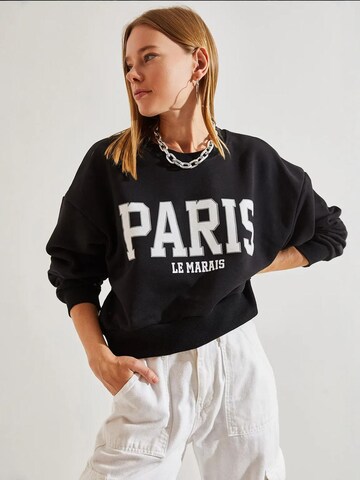 Felpa di Bianco Lucci in nero