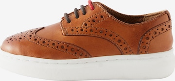 Next Tennarit värissä ruskea: etupuoli