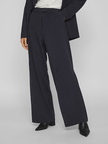 VILA Loose fit Pleat-front trousers 'Tipa' in Blue: front