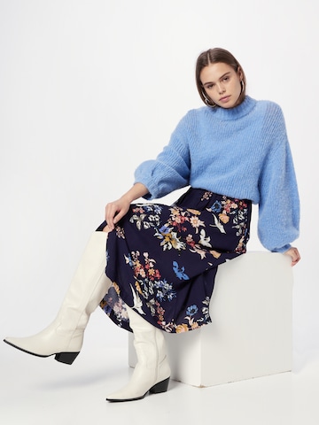 ABOUT YOU Rok 'Hailey' in Blauw