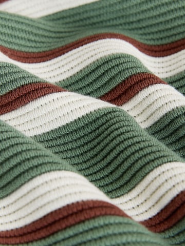 Next Πουλόβερ σε πράσινο