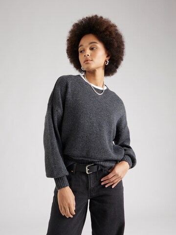 Pull-over 'HAZEL' ONLY en gris : devant