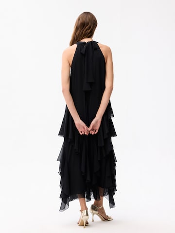 adl Kleid‌‌‌‌‌‌‌‌‌ in Schwarz