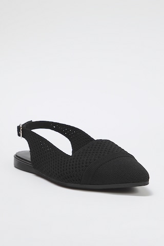 Trendyol Slingback Pumps in Black