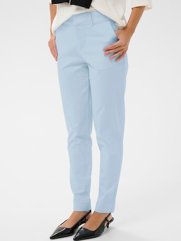 Kaffe Слим фит Панталон Chino 'KALea' в синьо: отпред