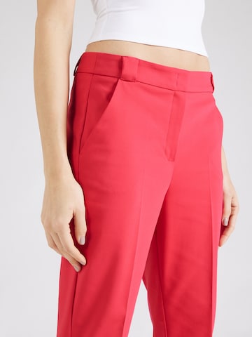 COMMA Regular Trousers with creases in Red