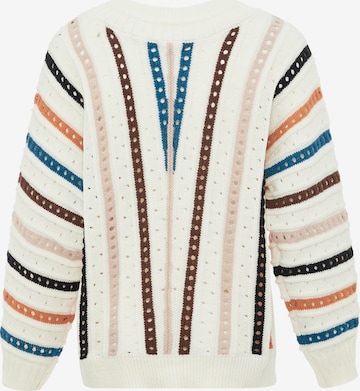 IZIA Sweater in White