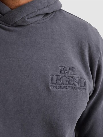 PME Legend Collegepaita 'Hoodie with artwork' värissä sininen