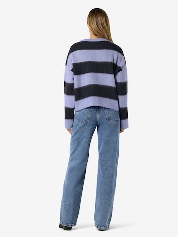 Noisy may Pullover 'NMSoff' i blå