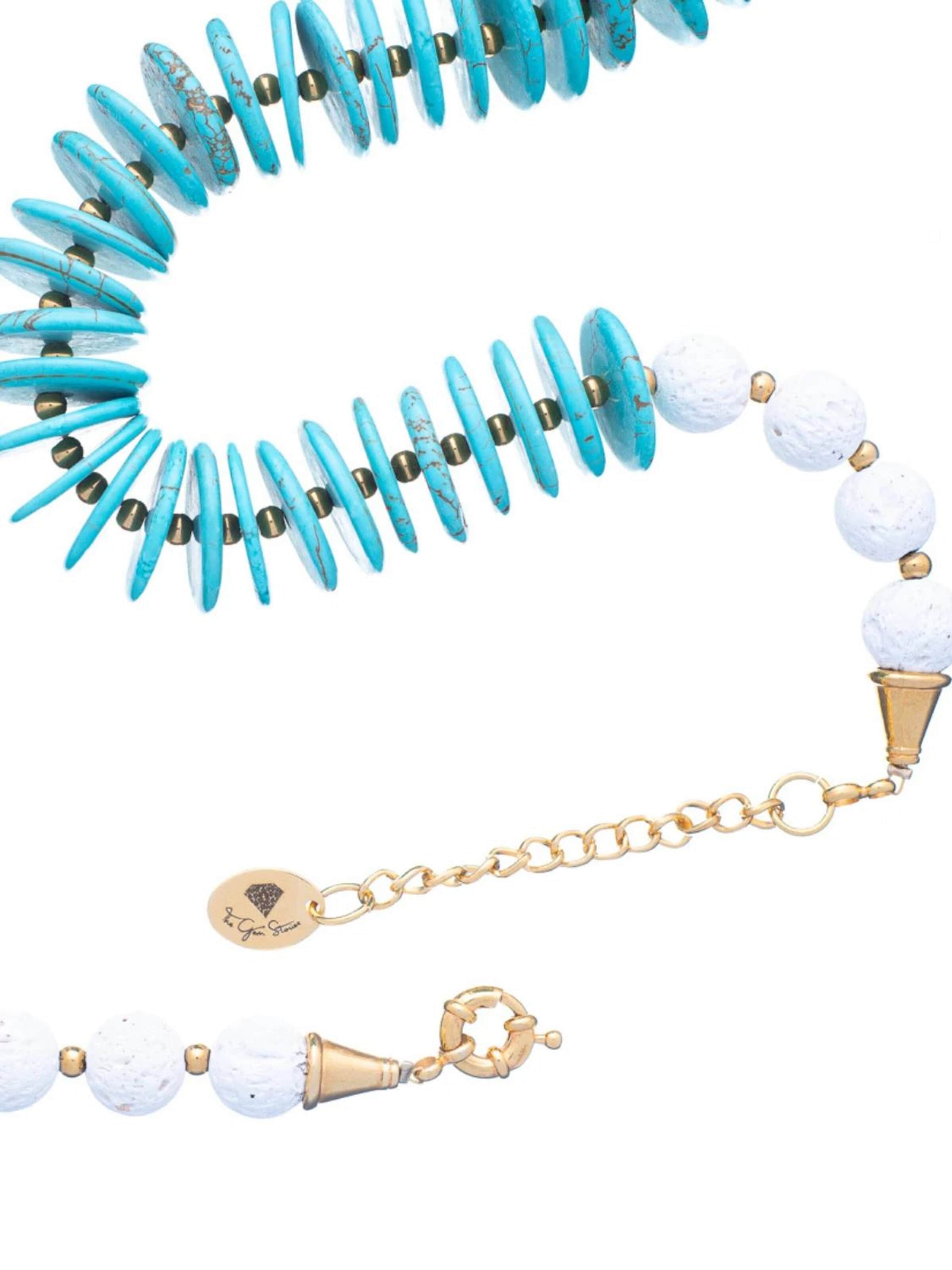THE GEM STORIES JEWELRY Halsband 'Turquoise Rondelle and Lava Necklace' i blå