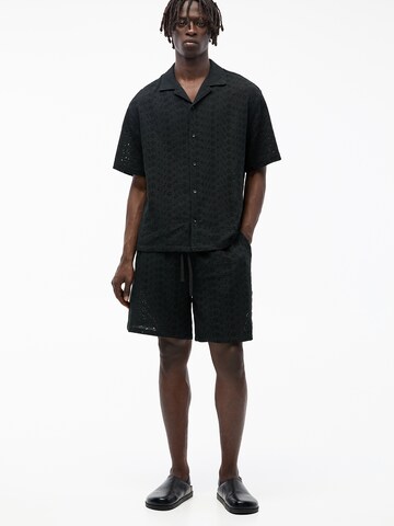 Pull&Bear Loosefit Broek in Zwart
