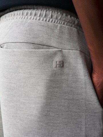 Pull&Bear Regular Trousers in Grey