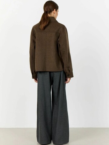 Veste mi-saison 'Owa' Levete Room en marron