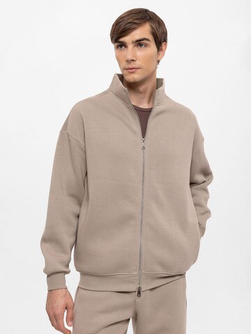 Antioch Sweatjacke in Braun