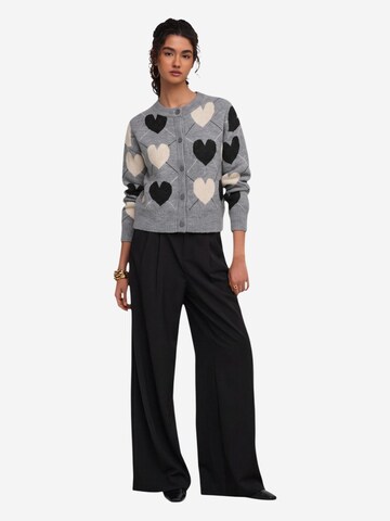 ONLY Gebreid vest 'Onlritu Ls O-Neck Jaq Cardigan Knt 15384843' in Grijs
