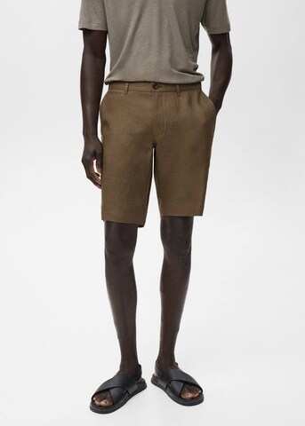 MANGO MAN Slimfit Shorts 'Carp' in Grün: Vorderseite