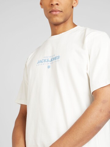 Tricou 'HUXI' de la JACK & JONES pe alb
