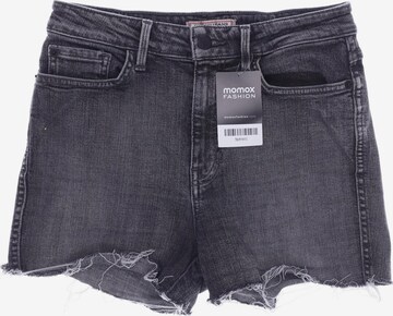 GUESS Shorts S in Grau: predná strana