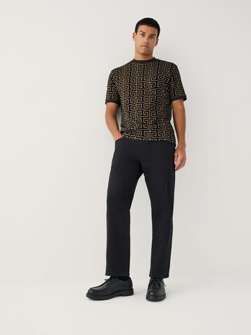 Next Paita värissä musta