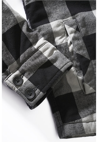 BranditRegular Fit Prijelazna jakna - crna boja