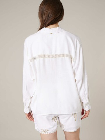 Chemisier 'PALMITA' Deeluxe en blanc