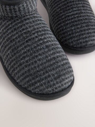 Next Тапки в Серый