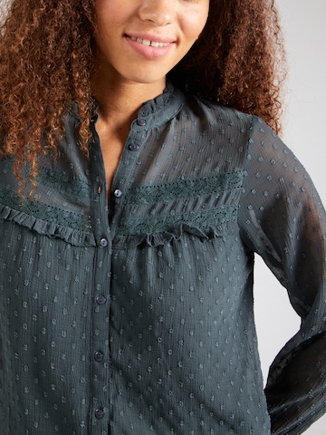 ABOUT YOU Blouse 'Rose' in Green