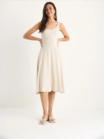 Bianco Lucci - Vestido em bege