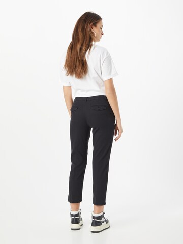 Coupe slim Pantalon à plis UNITED COLORS OF BENETTON en noir