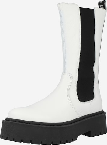 STEVE MADDEN Chelsea Boots 'VIVIANNE' in White: front