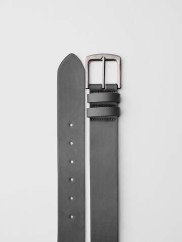 Bershka Riem in Zwart
