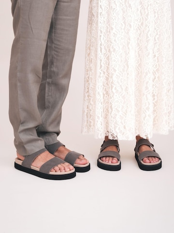 nae Vegan Shoes Sandály 'PALAU' – zelená
