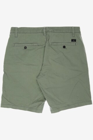 s.Oliver Shorts in 30 in Green