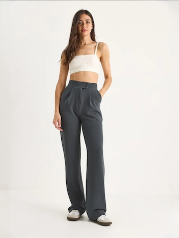 Loosefit Pantalon à pince Bianco Lucci en gris