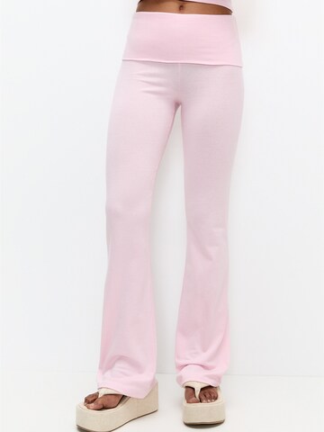 Pull&Bear Flared Leggings in Pink: front