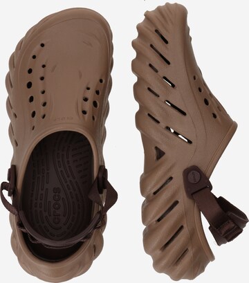 Crocs - Socas 'Echo' em castanho