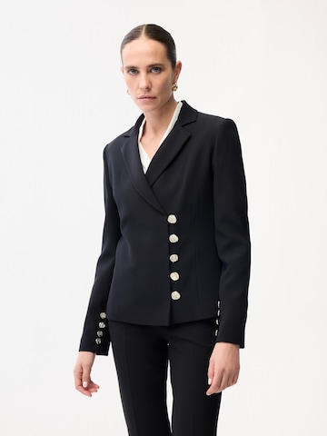 adl Blazers in Zwart: voorkant