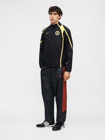 Nike Sportswear Демисезонная куртка в Черный