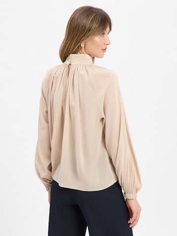 DRYKORN Blouse in Beige